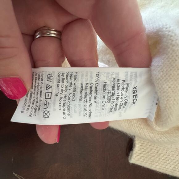 J Crew 100% Cashmere Sweater Pullover White/Ivory  XS Crew Neck - Picture 7 of 7